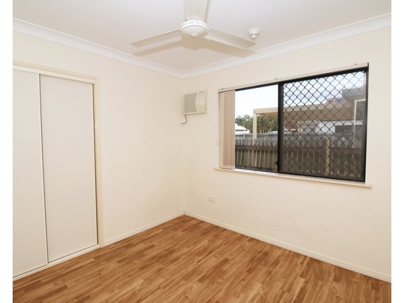 8 Pinnata Place, Kirwan QLD 4817