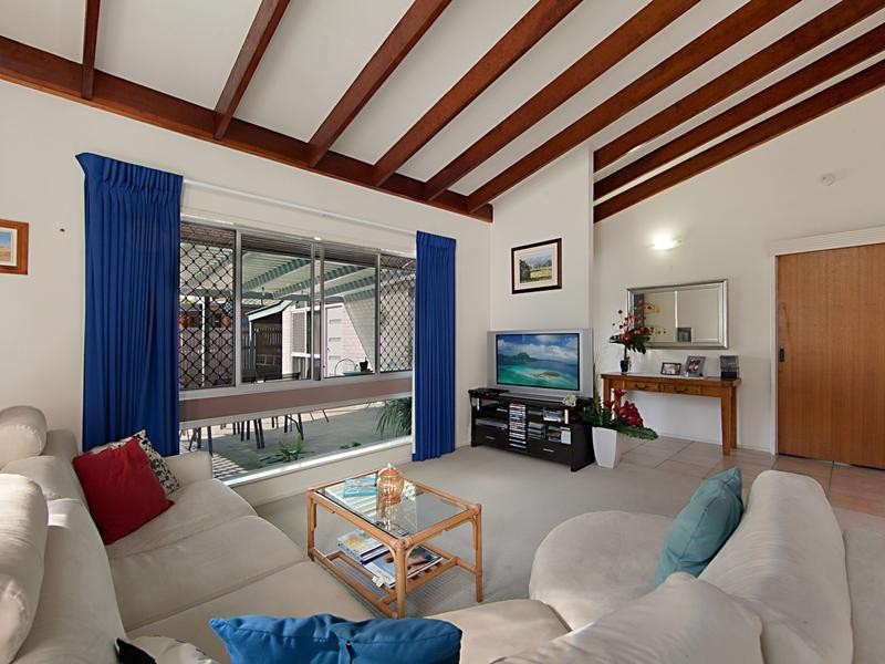 8 Willow Court, Kirwan QLD 4817