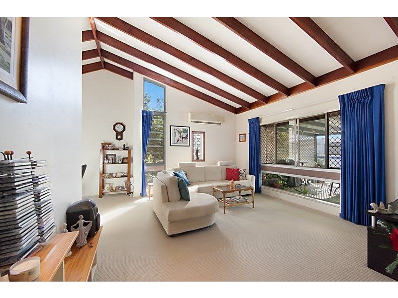 8 Willow Court, Kirwan QLD 4817