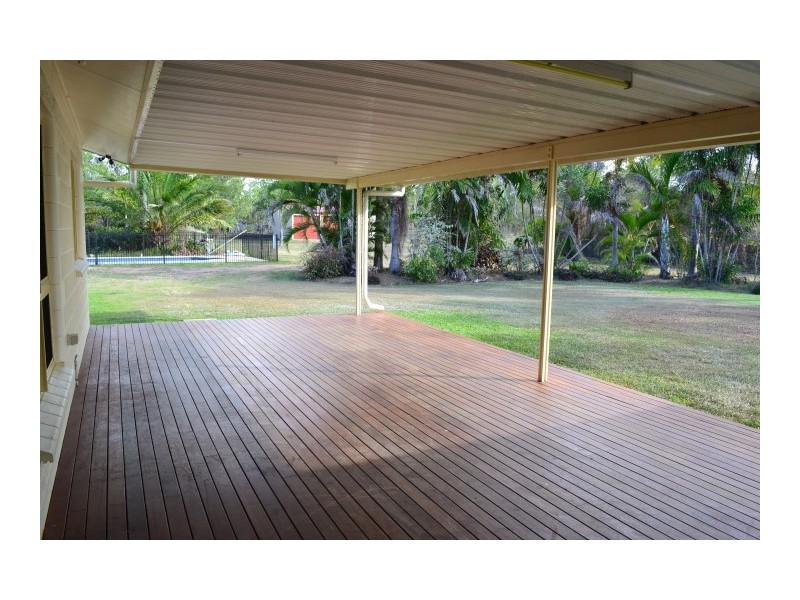 75 Blue Mountain Drive, Bluewater QLD 4818