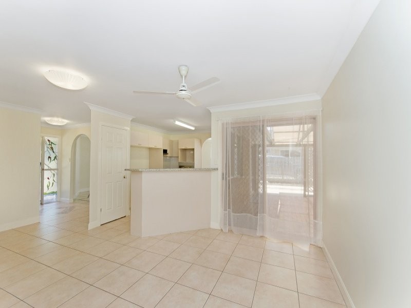 22 Tottenham Court, Kirwan QLD 4817