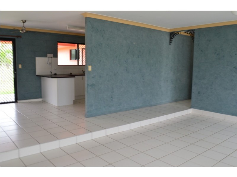 36 Blue Mountain Drive, Bluewater Park QLD 4818