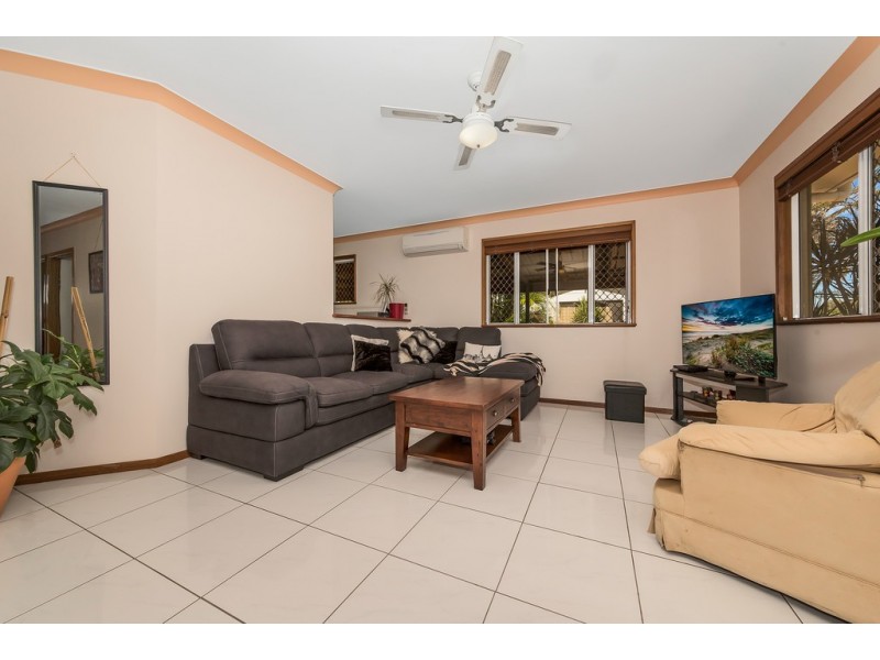 3 Sandalan Court, Bushland Beach QLD 4818