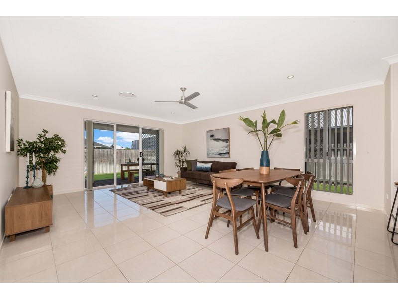 39 Summergold Street, Mount Low QLD 4818