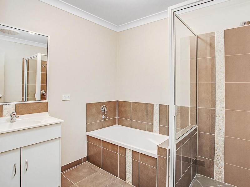 2/8 Abbott Street, Oonoonba QLD 4811