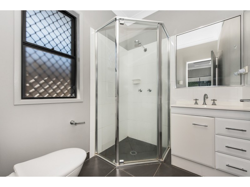 14 Grassbird Street, Oonoonba QLD 4811