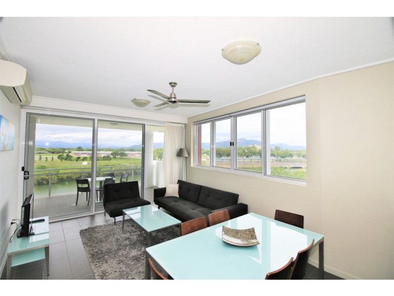 48/4 Kingsway Place, Townsville City QLD 4810