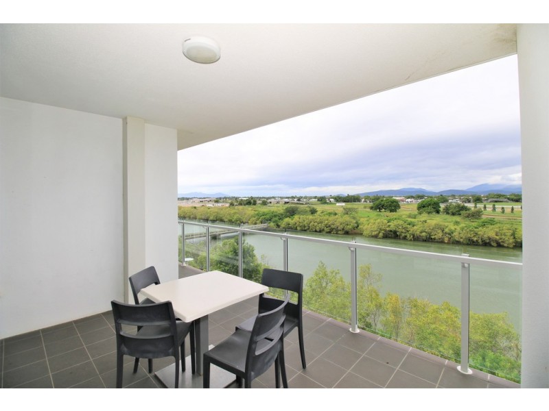 48/4 Kingsway Place, Townsville City QLD 4810