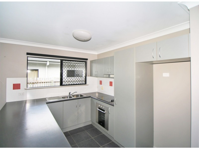 12 Redgum Court, Mount Louisa QLD 4814