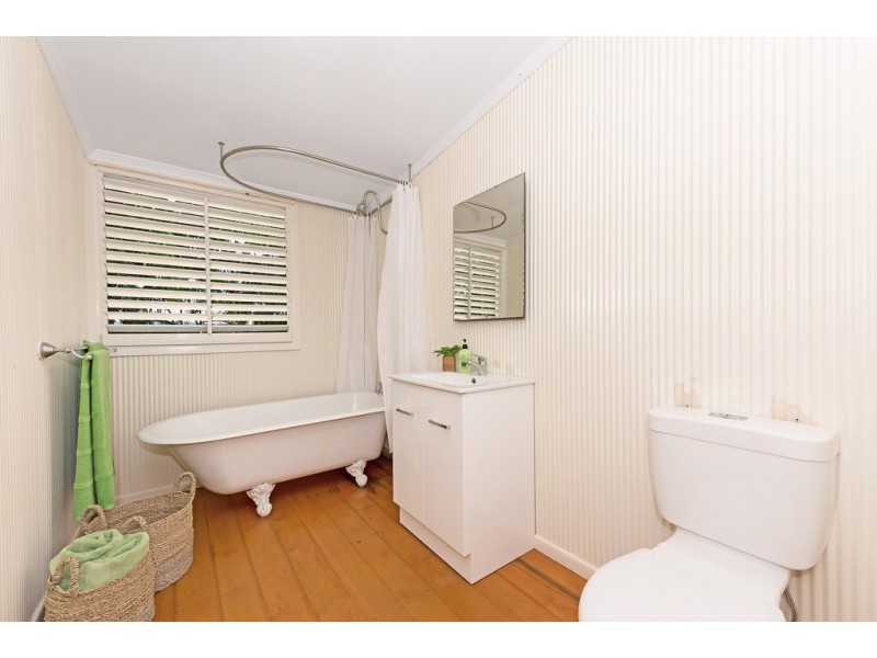 52 Sherriff Street, Hermit Park QLD 4812