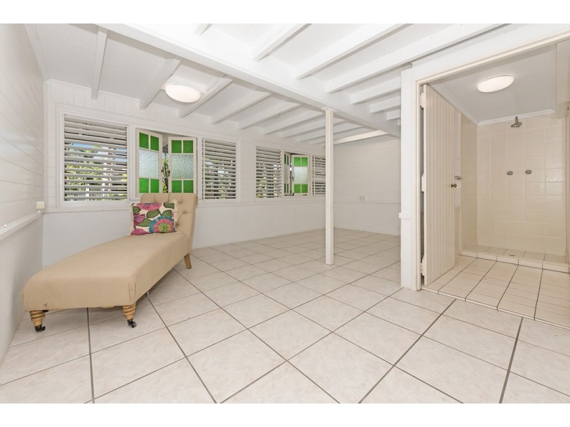 52 Sherriff Street, Hermit Park QLD 4812