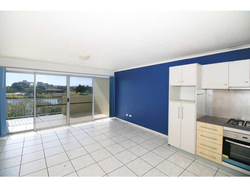 44/11-17 Stanley Street, Townsville City QLD 4810