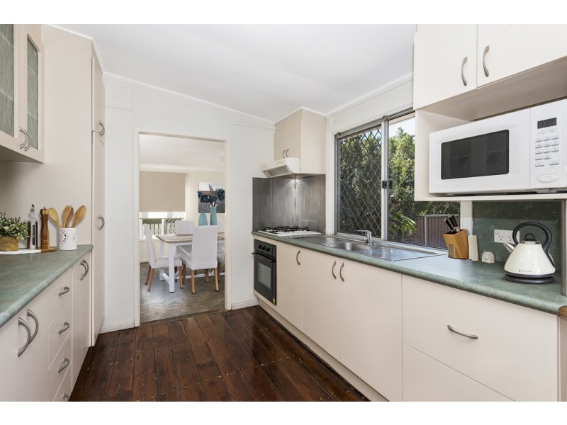 45 Tenth Avenue, Railway Estate QLD 4810