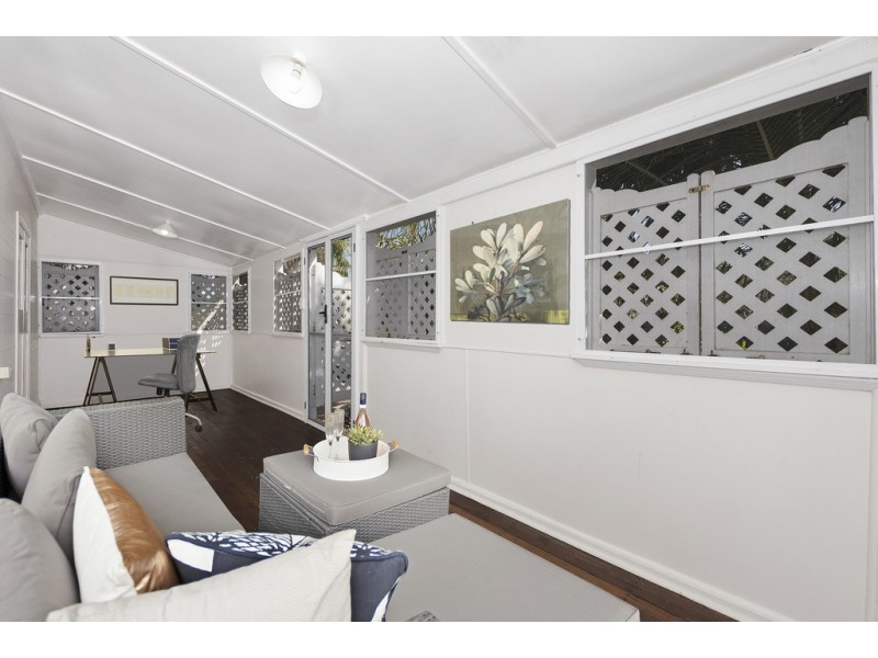 45 Tenth Avenue, Railway Estate QLD 4810