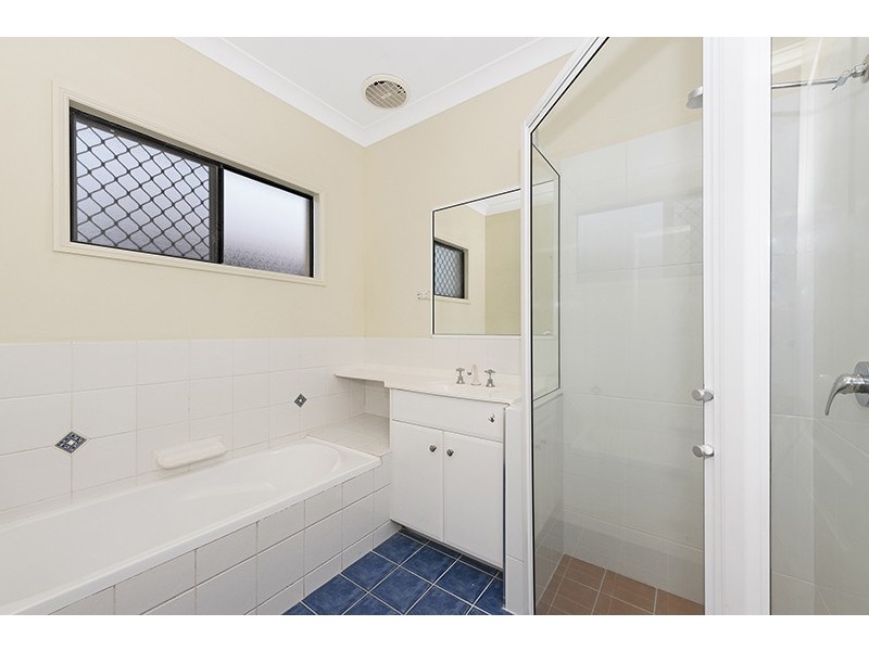 15 Sweetgum Place, Kirwan QLD 4817