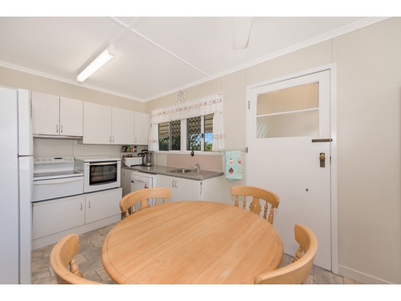 32 Hugh Street, Garbutt QLD 4814