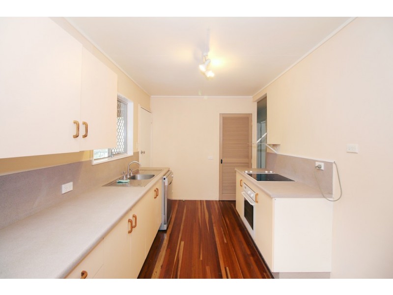 46 Renecol Avenue, Rasmussen QLD 4815