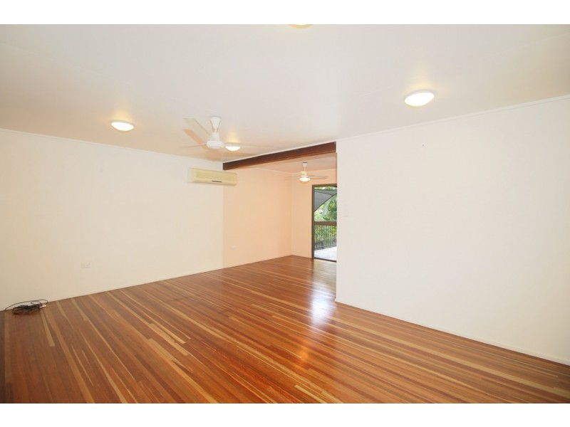 46 Renecol Avenue, Rasmussen QLD 4815