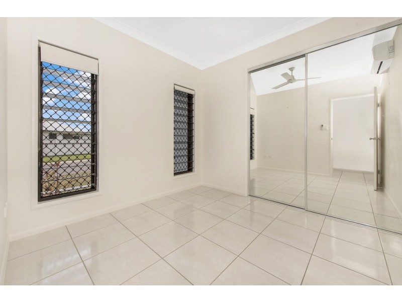 5 Yanuca Street, Burdell QLD 4818