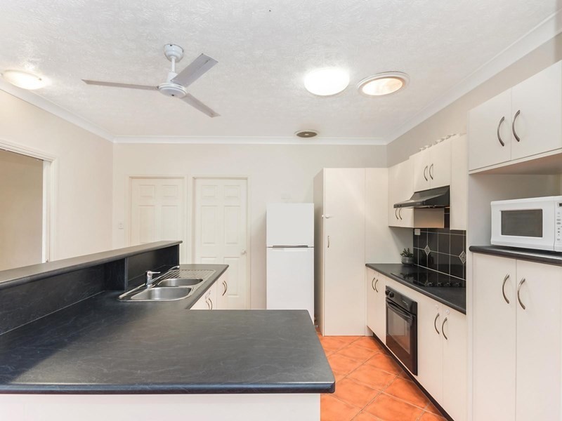 13 Sullivan Place, Kirwan QLD 4817