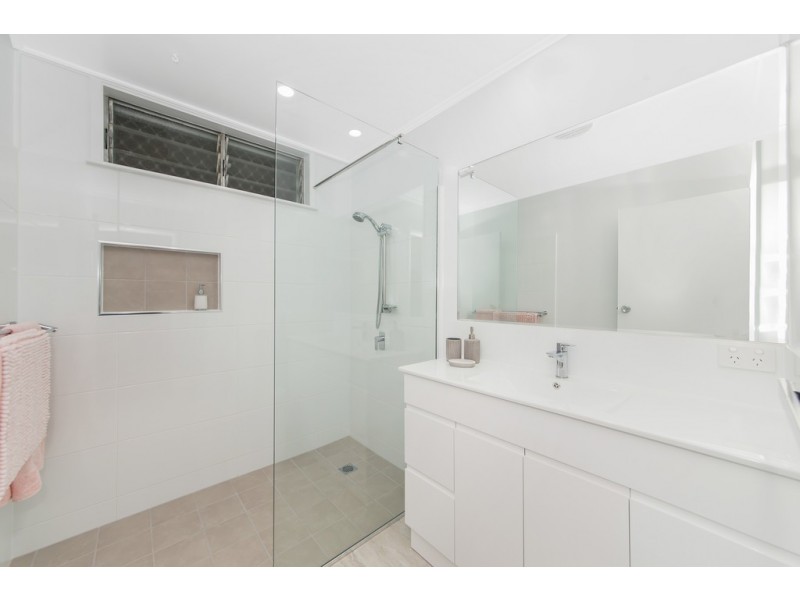 77 Lindeman Avenue, Heatley QLD 4814