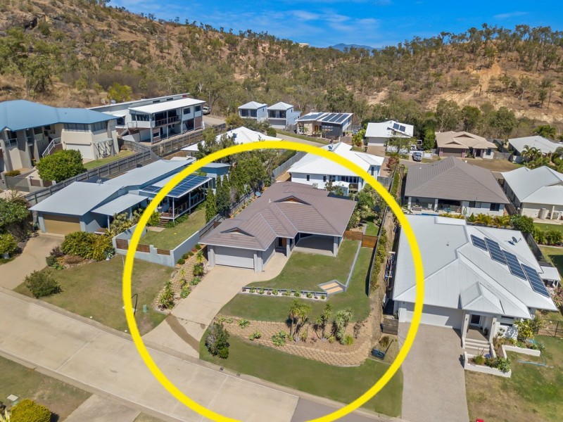 12 Cromwell Court, Mount Louisa QLD 4814