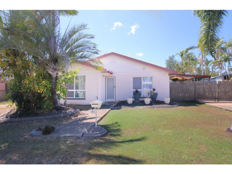 9 Tartan Place, Rasmussen QLD 4815