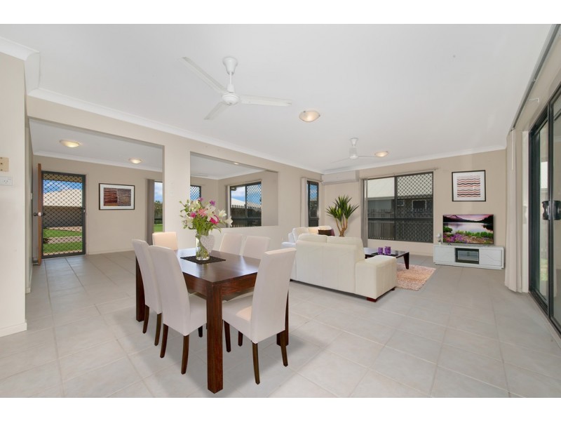 15 Fitzgerald Crescent, Kirwan QLD 4817