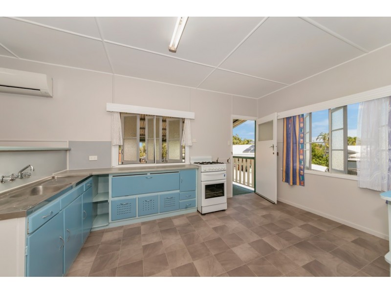 100 Gollogly Lane, Rasmussen QLD 4815