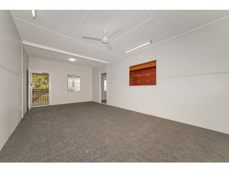 100 Gollogly Lane, Rasmussen QLD 4815