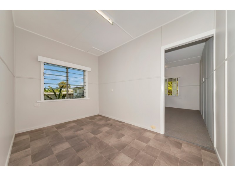 100 Gollogly Lane, Rasmussen QLD 4815