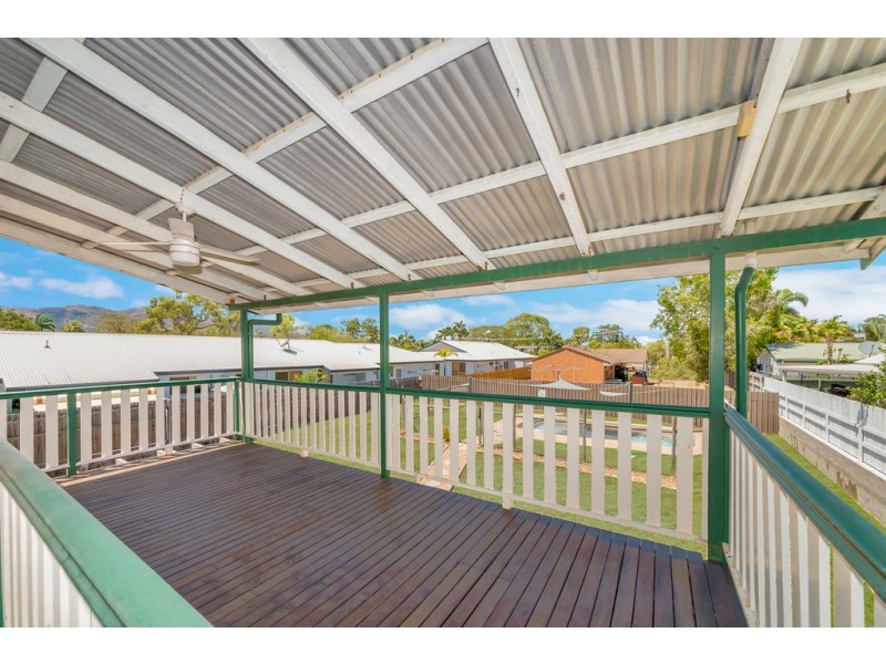 100 Gollogly Lane, Rasmussen QLD 4815