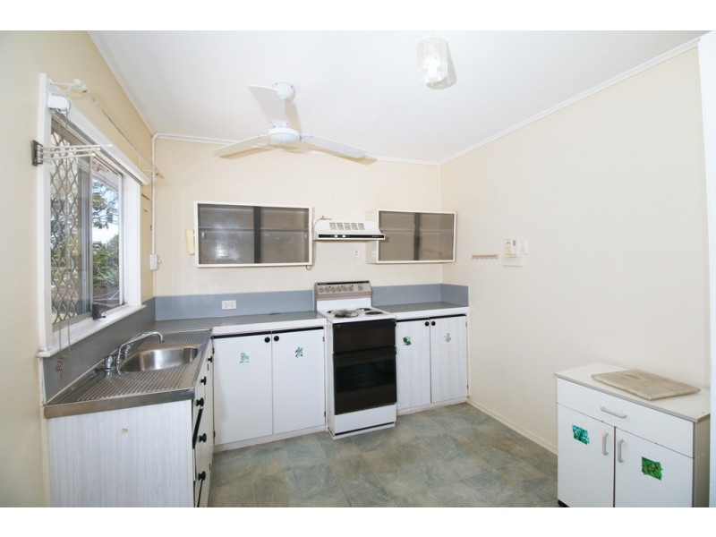 107 Albert Street, Cranbrook QLD 4814