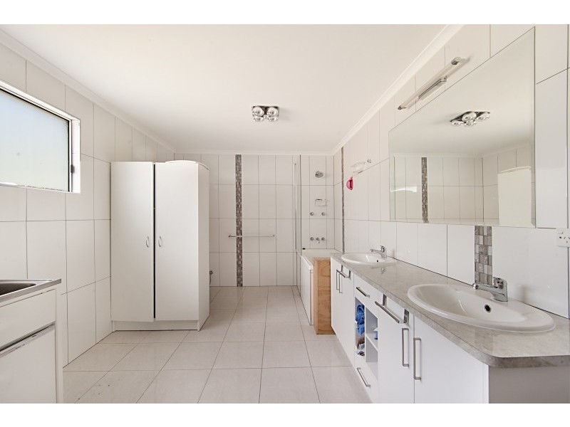 36-48 Shady Lane, Alligator Creek QLD 4816