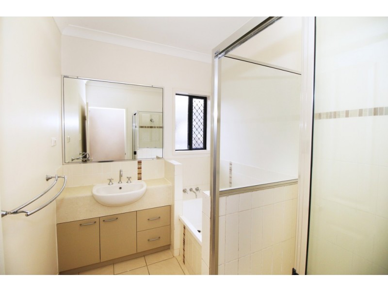 54 Warbler Cres, Douglas QLD 4814