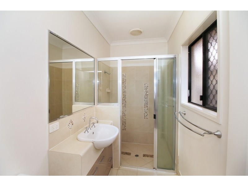 54 Warbler Cres, Douglas QLD 4814