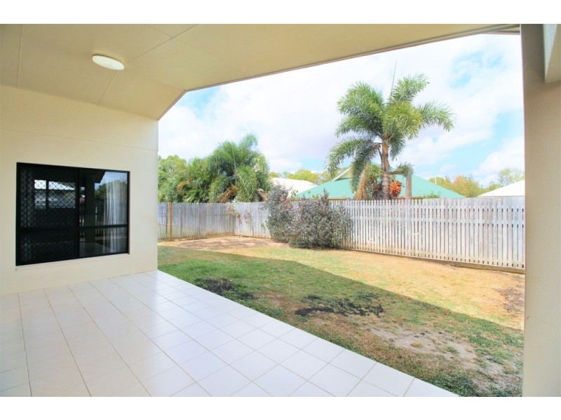 54 Warbler Cres, Douglas QLD 4814