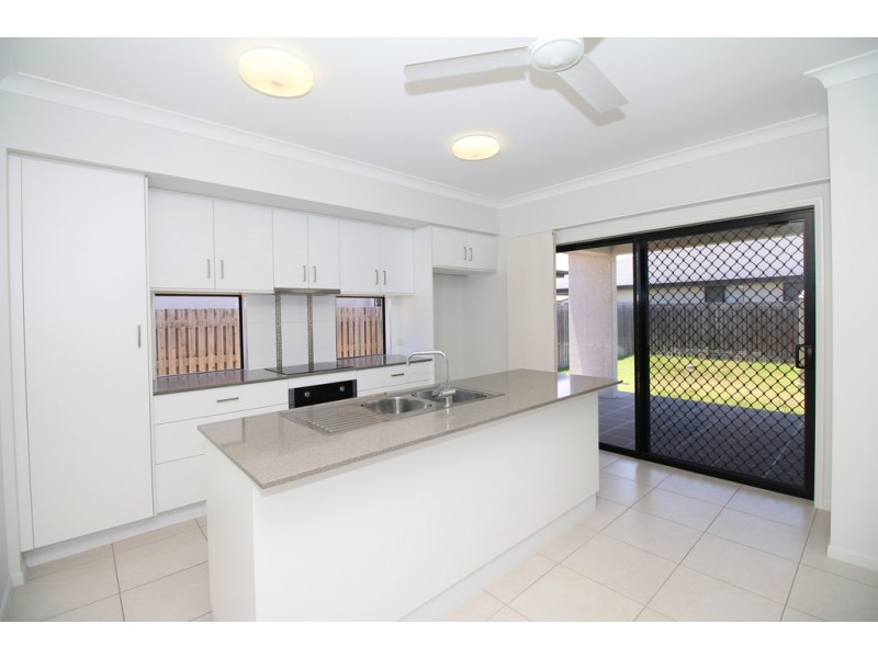 10 Tasman Circuit, Burdell QLD 4818