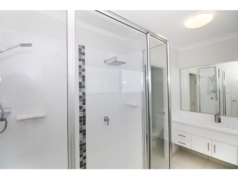 10 Tasman Circuit, Burdell QLD 4818