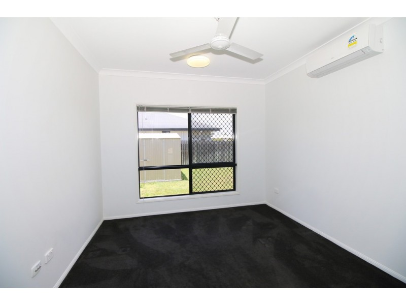 10 Tasman Circuit, Burdell QLD 4818