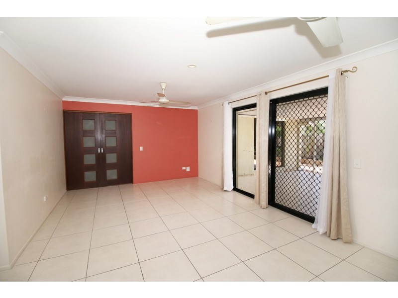 39 Dickenson Place, Kirwan QLD 4817