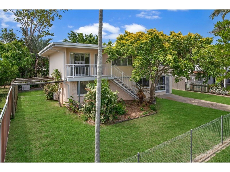 13 Churinga Street, Kirwan QLD 4817