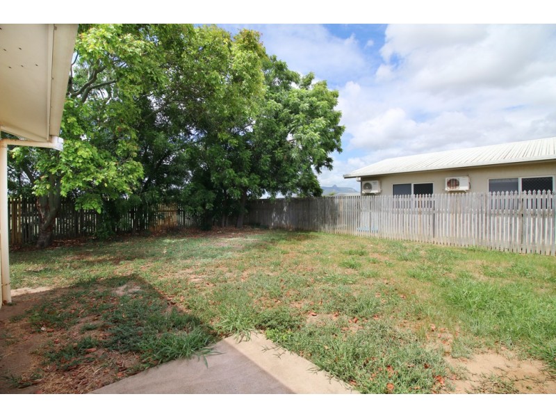 22 Amber Avenue, Rasmussen QLD 4815