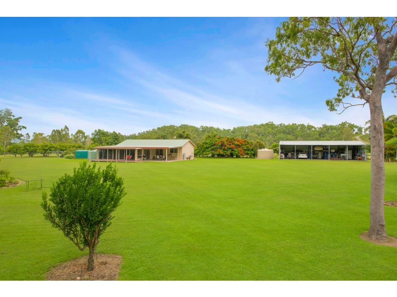 13 Hancock Road, Alligator Creek QLD 4816
