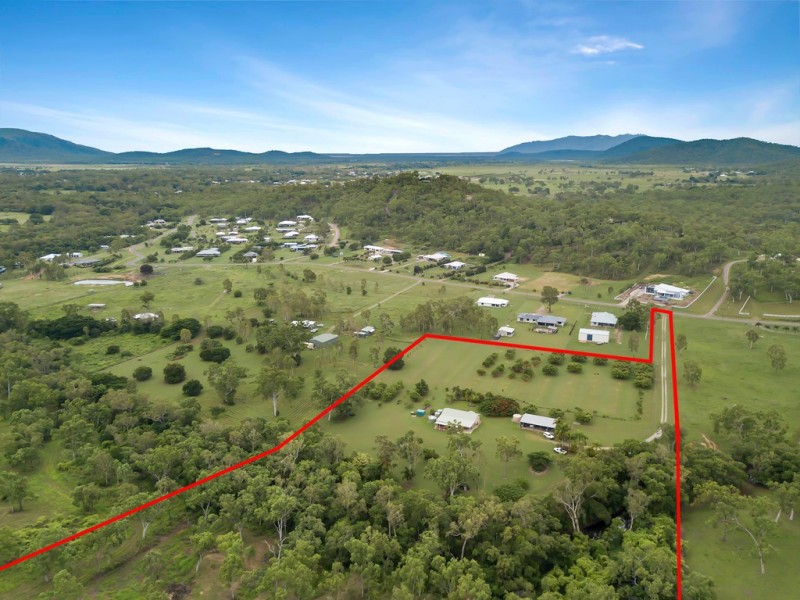 13 Hancock Road, Alligator Creek QLD 4816