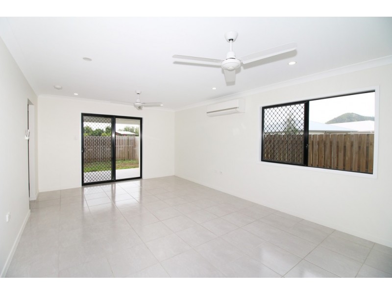 7 Lizzie St, Rasmussen QLD 4815