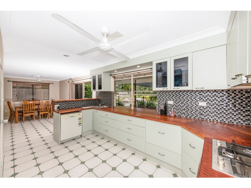 55 Whitsunday Drive, Kirwan QLD 4817