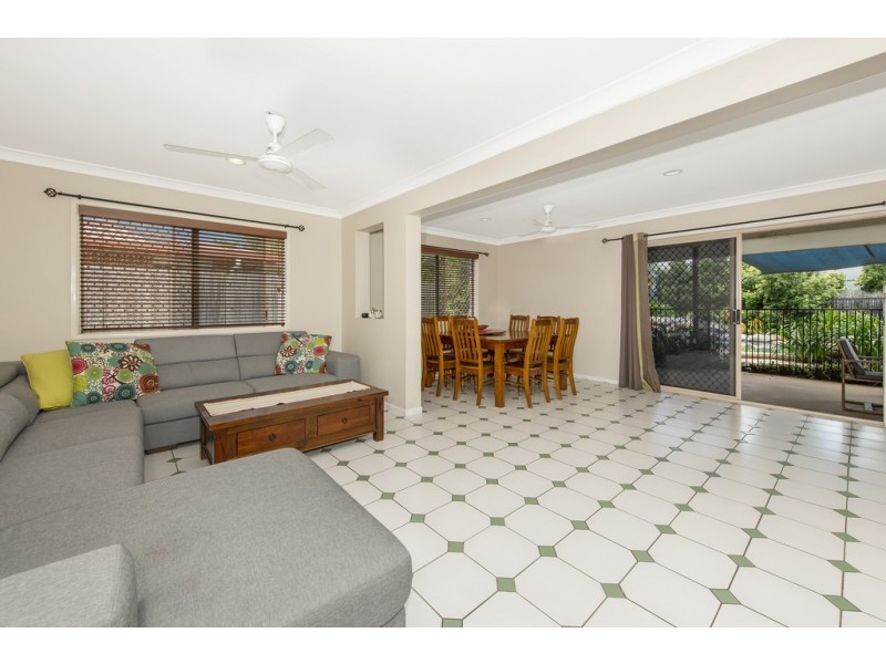 55 Whitsunday Drive, Kirwan QLD 4817