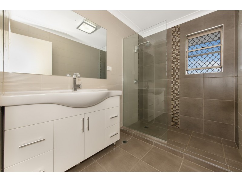 55 Whitsunday Drive, Kirwan QLD 4817