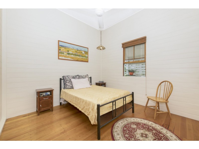 70 Ackers Street, Hermit Park QLD 4812